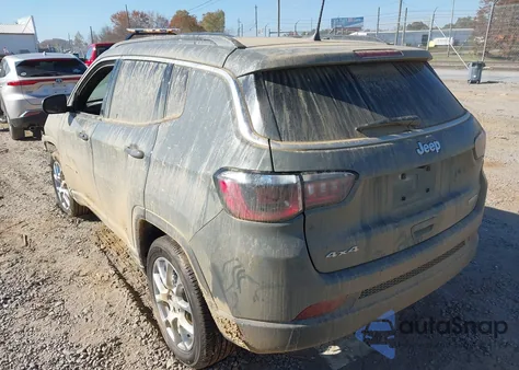 2023 Jeep Compass Latitude Lux Fwd z USA, uszkodzony, nr VIN 3C4NJDFN4PT521619